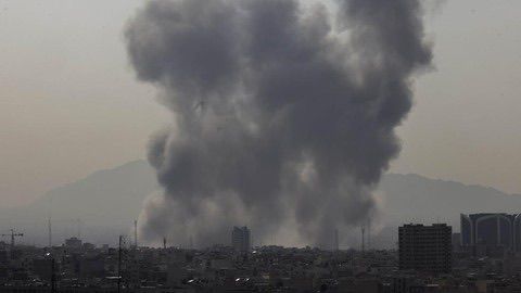 Serangan Udara Israel ke Teheran Picu Ketegangan Baru, Timur Tengah di Ambang Eskalasi