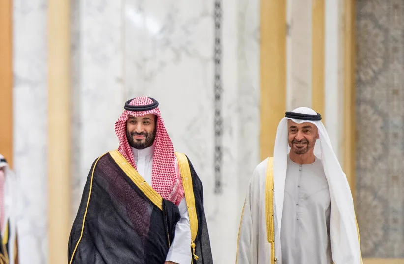 Di Tengah Hujan Rudal Iran, Negara Teluk Pilih Strategi Tahan Diri