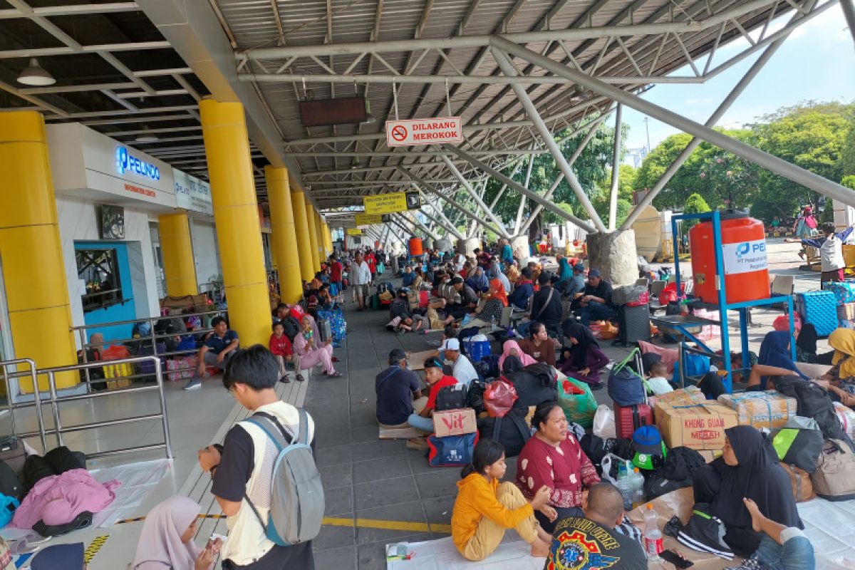 Ramainya Pelabuhan Tanjung Priok Jelang Lebaran, 22.965 Penumpang Siap Mudik