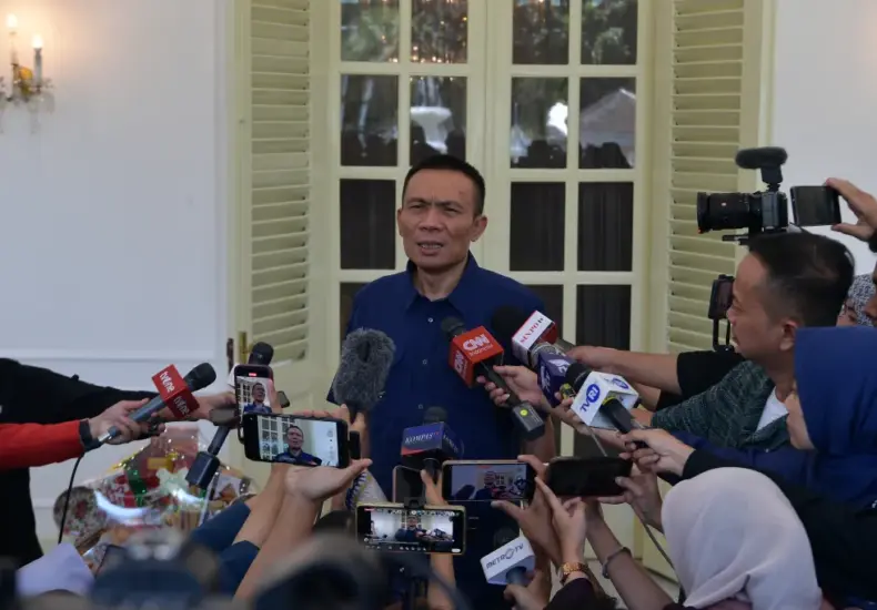 Rismon Sianipar Klarifikasi Minta Maaf ke Jokowi Soal Ijazah