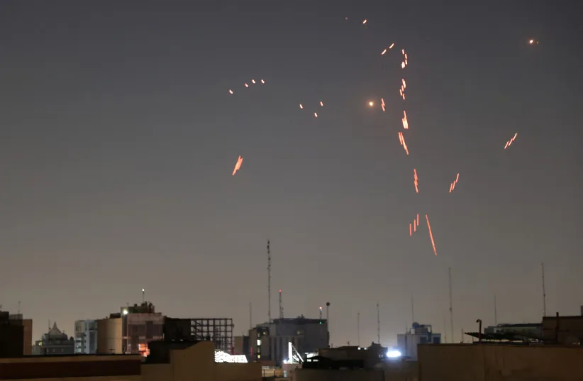 Ketegangan Tanpa Henti: Rudal Iran, Serangan Israel, dan Ancaman Perang Terbuka