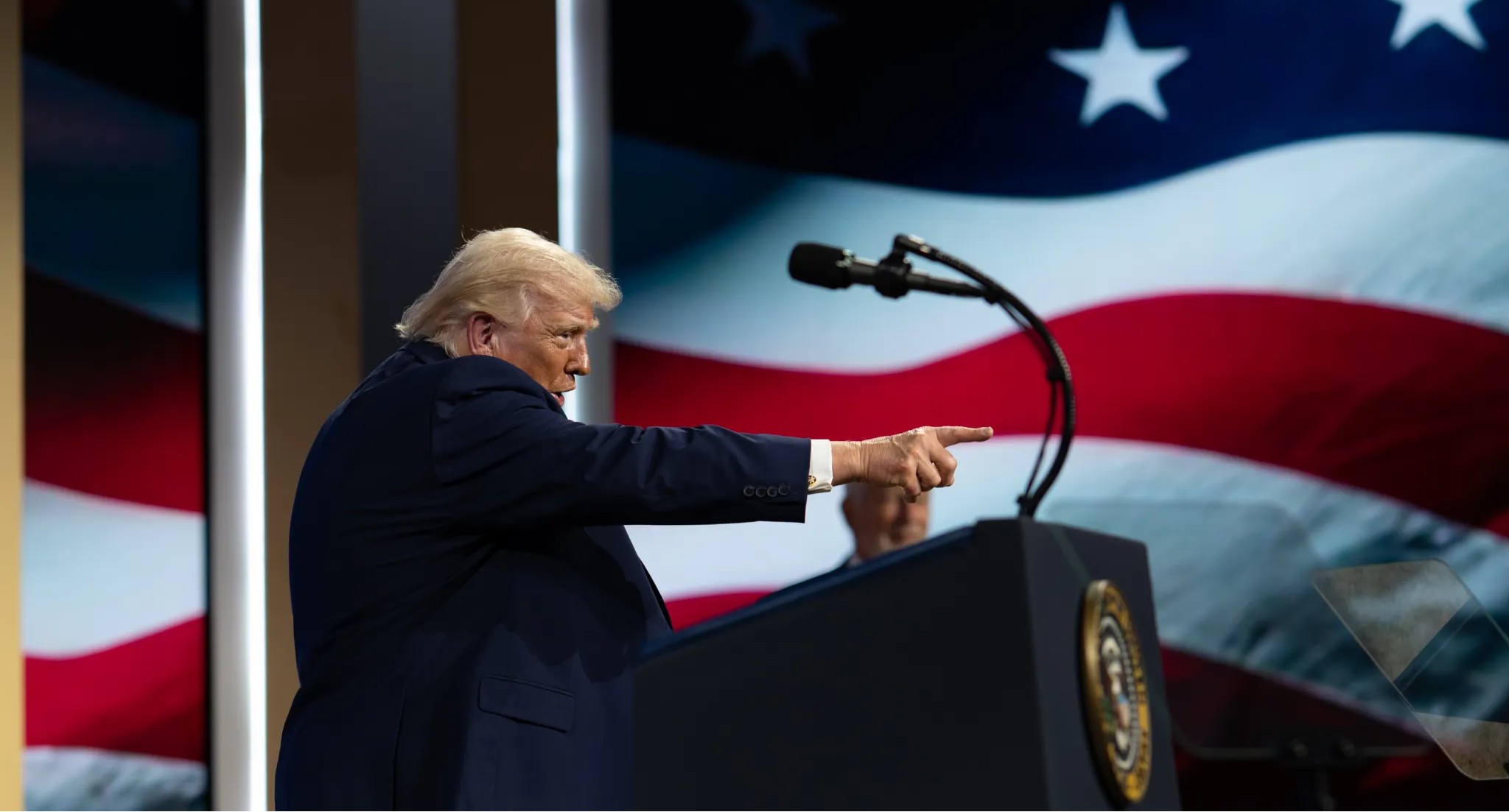 Trump Ancam Infrastruktur Iran Jika Hormuz Tetap Ditutup, Krisis Energi Global Kian Nyata